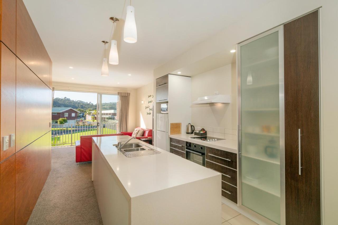 Ocean Serenity Apartments Whitianga Exterior foto