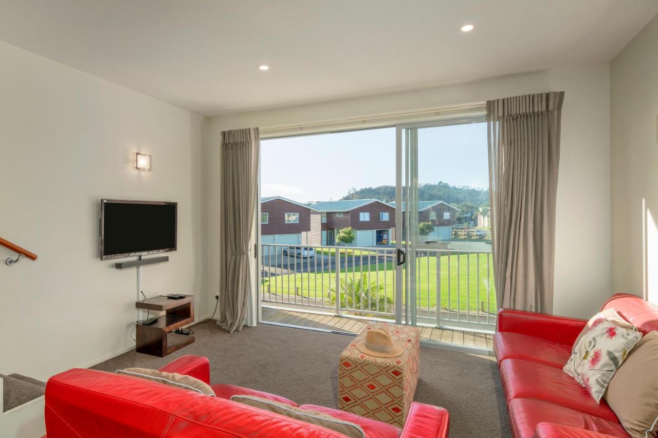 Ocean Serenity Apartments Whitianga Exterior foto