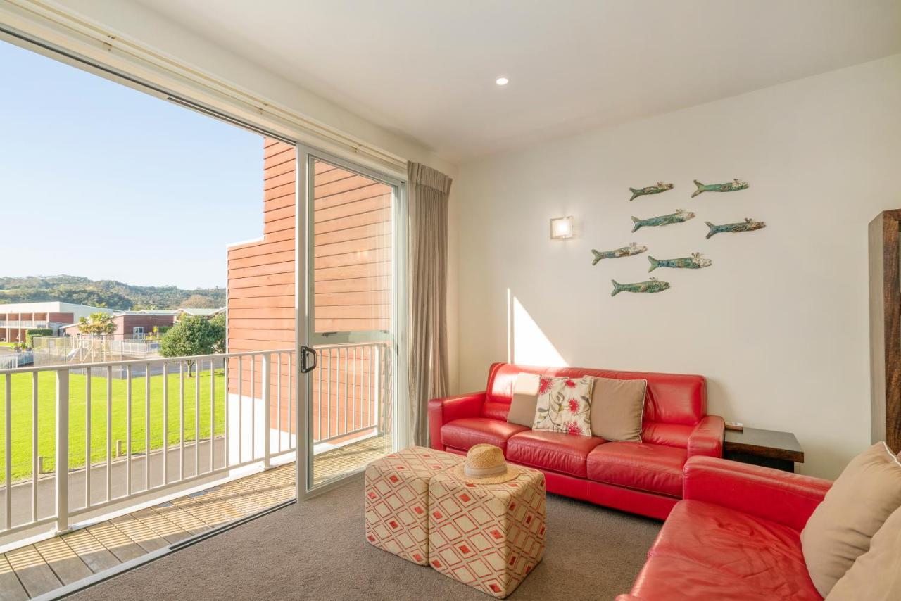 Ocean Serenity Apartments Whitianga Exterior foto