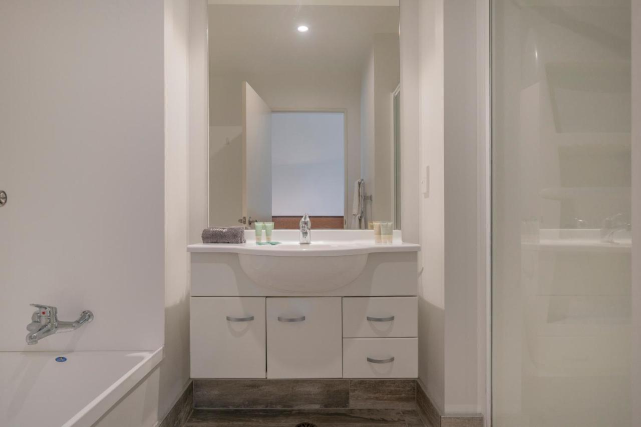 Ocean Serenity Apartments Whitianga Exterior foto